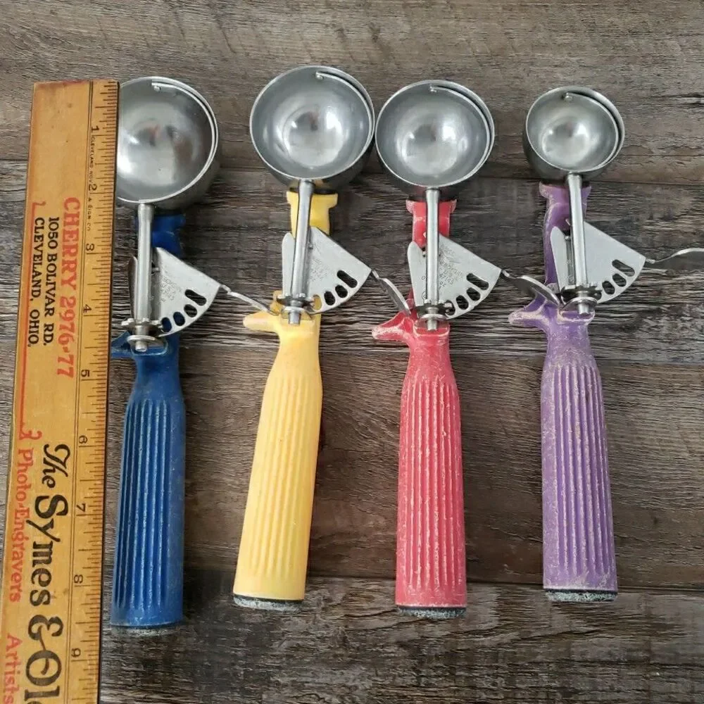 Volrath Ice Cream Scoops Set Of 4 Blue Red Yellow Purple Handle Stainless